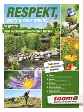 Garten mit Teich und vielen Blumen